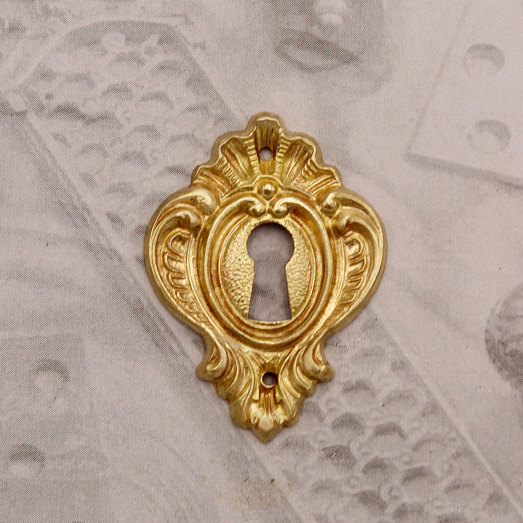 Copy of 09.2081 LOUIS XV KEYHOLE