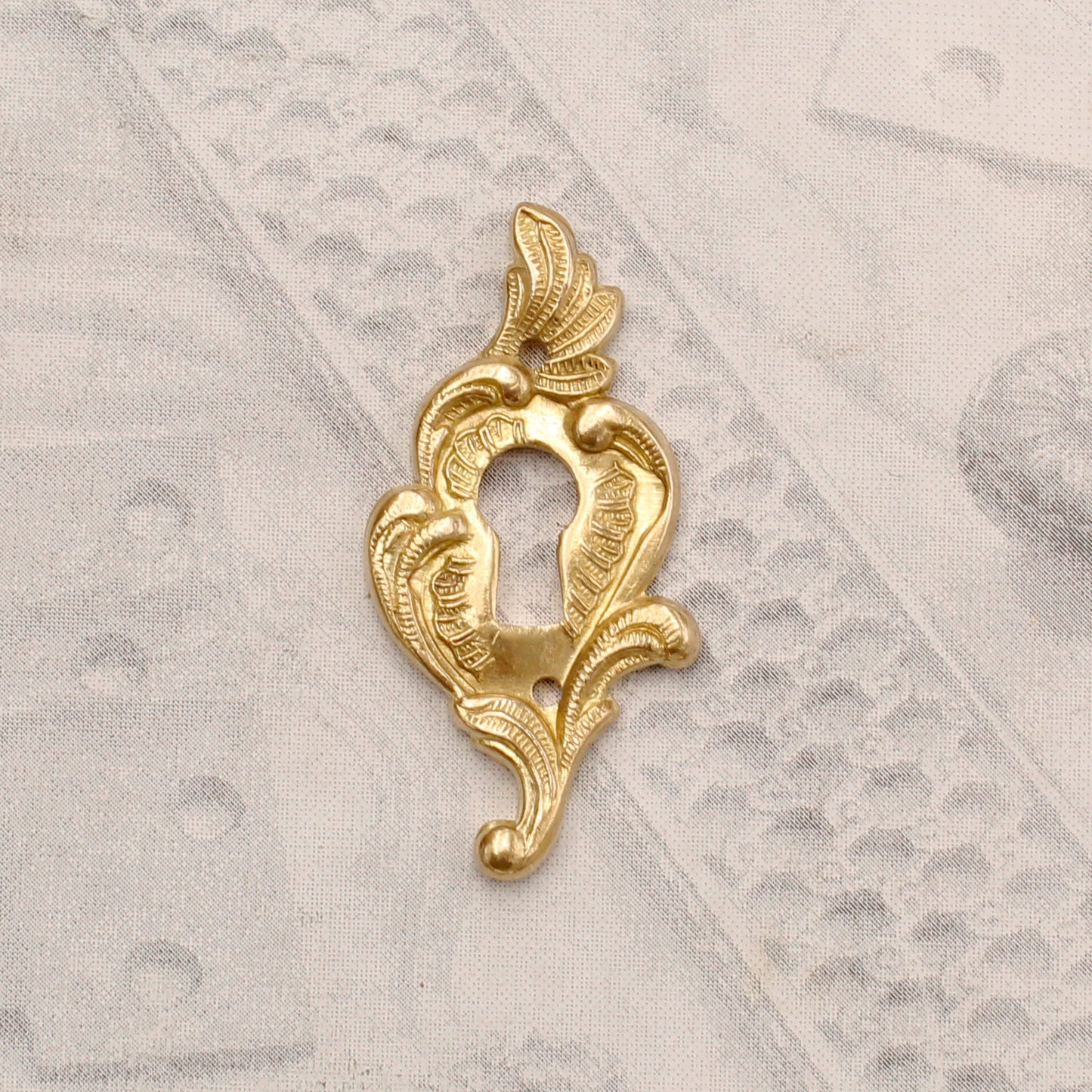 09.4130.2 LOUIS XV KEYHOLE