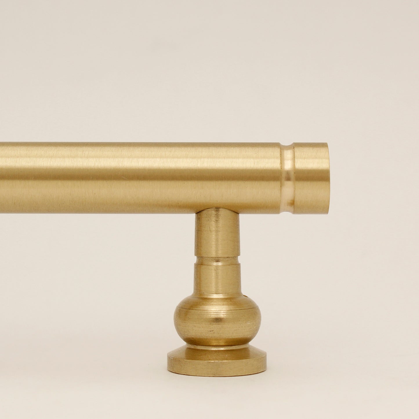 19.0007 SERIES BRASS PULL