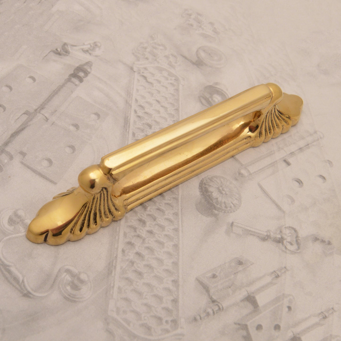 05.3020.2 BRASS PULL