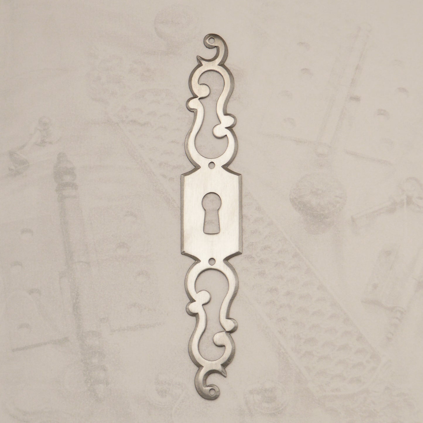 08.6.151 IRON ESCUTCHEON