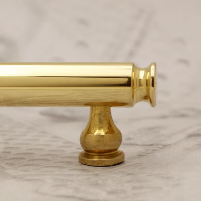 05.44 BRASS PULL (short post)