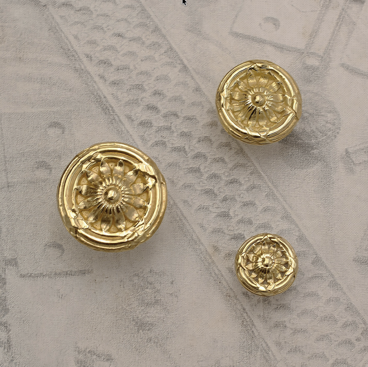 06.1992 BRASS KNOB