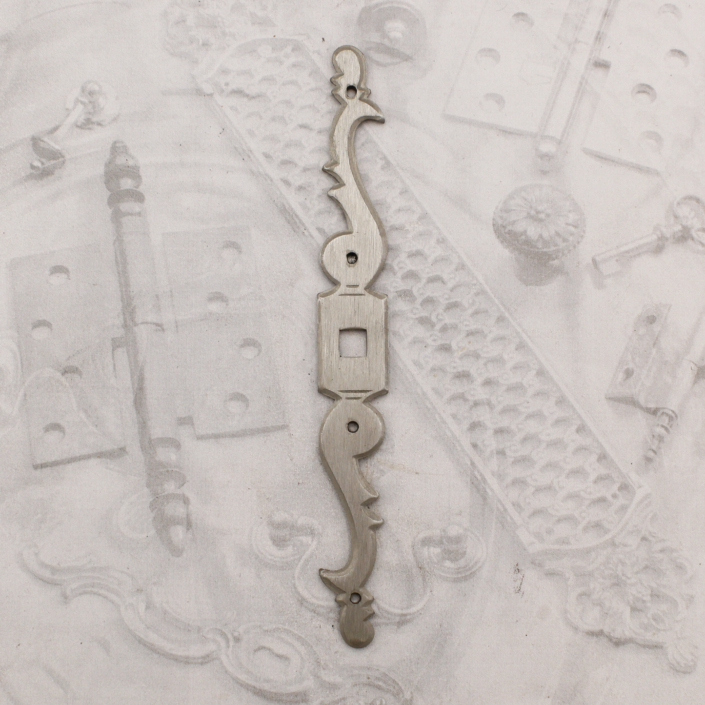 08.117 SQUARE HOLE series IRON ESCUTCHEON
