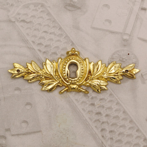 Louis XVI keyhole