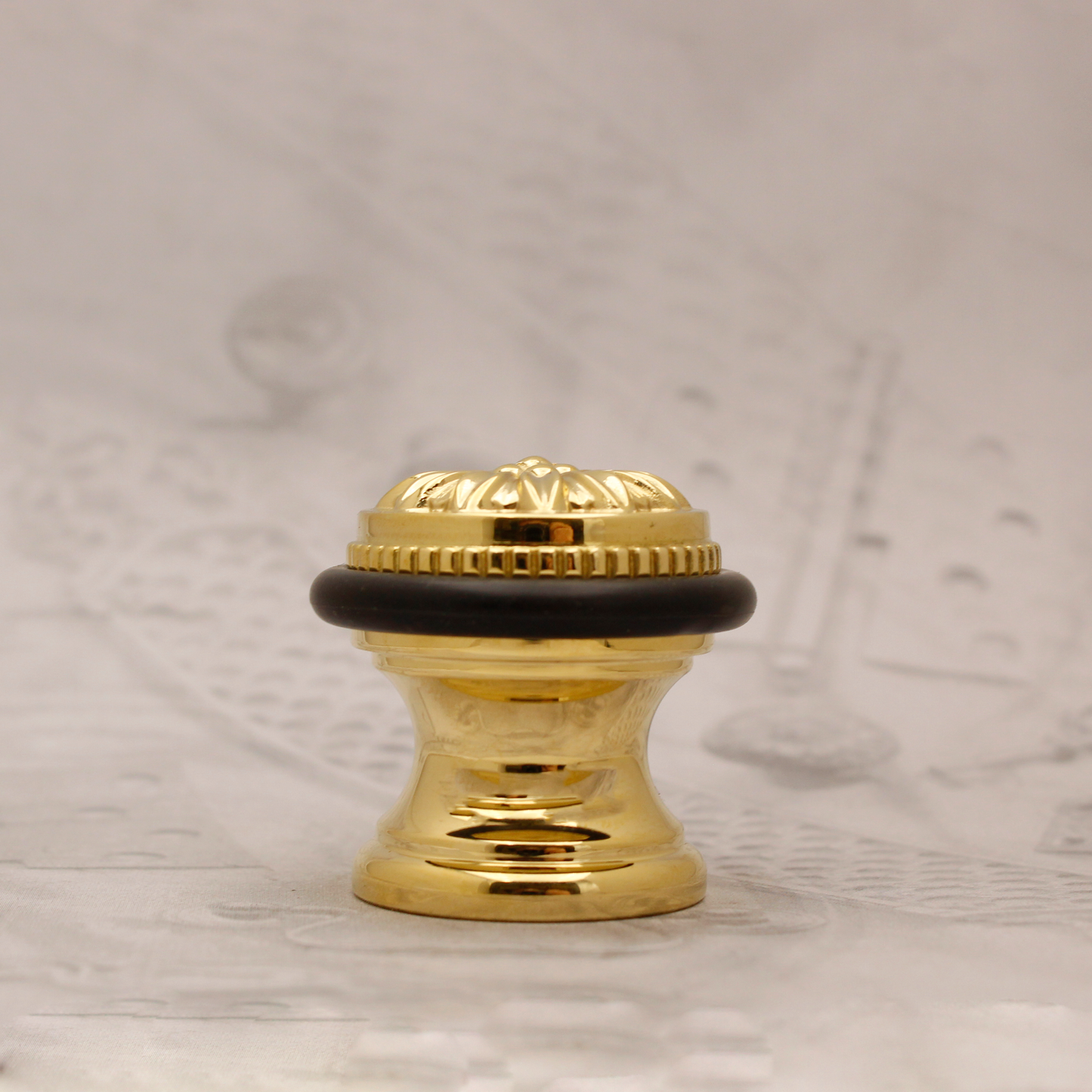 30.5210.2 BRASS DOOR STOP