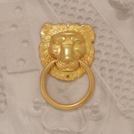 05.252 BRASS LION DROP PULL
