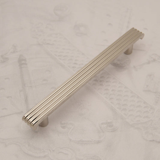 05.2990 MODERN REEDED PULL