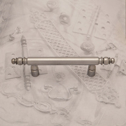 05.42 IRON BAR PULL (long post)