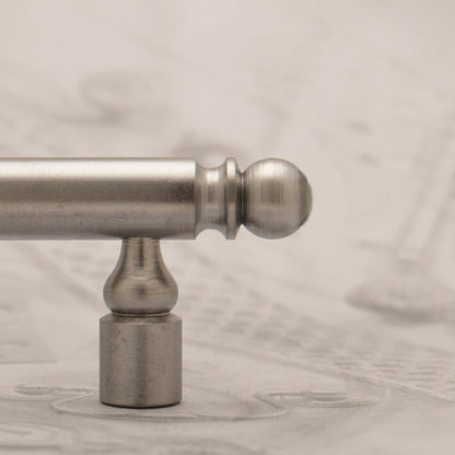 05.43 IRON BAR PULL (long post)