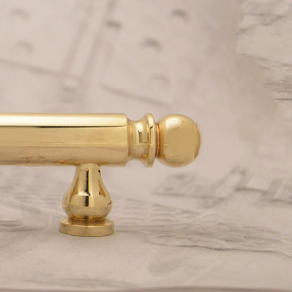 05.43 BRASS BAR PULL (short post)