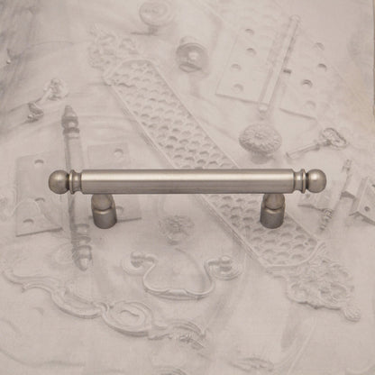 05.43 IRON BAR PULL (long post)