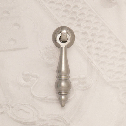 07.38.1 IRON PENDANT