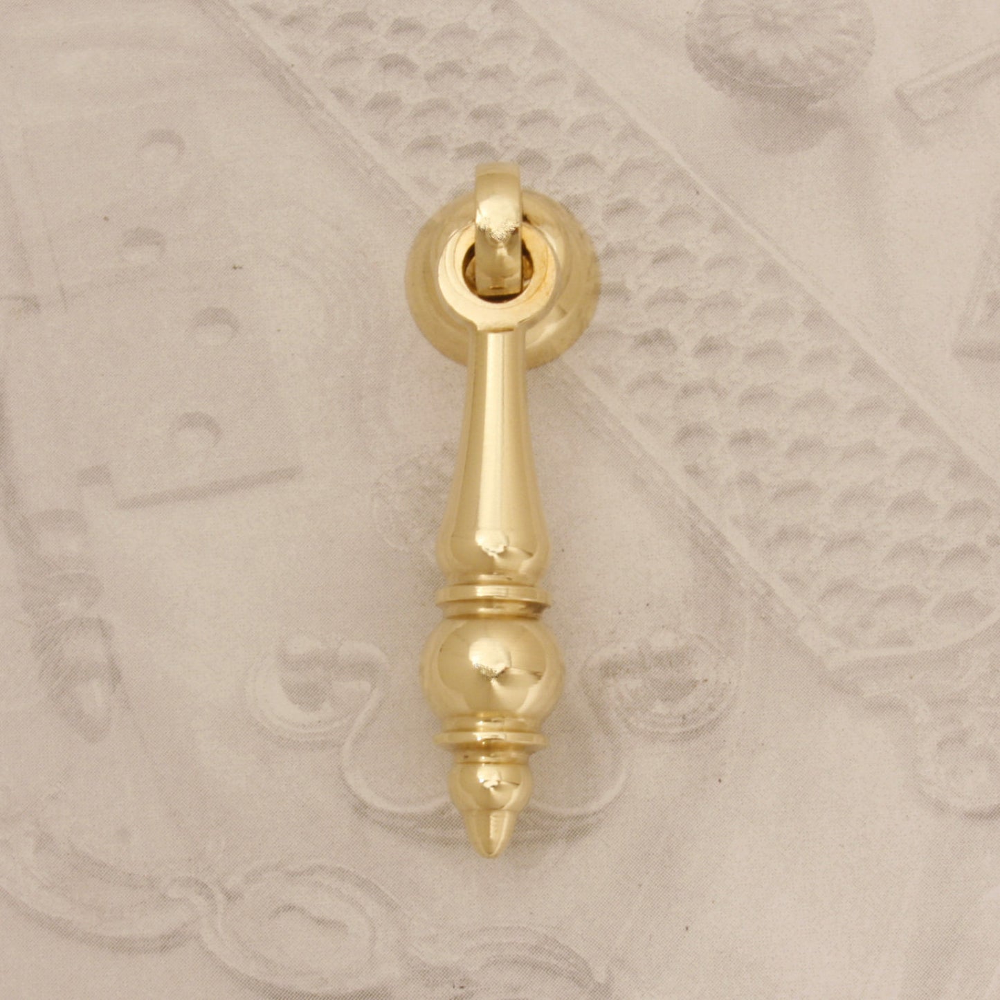 07.38.2 BRASS PENDANT