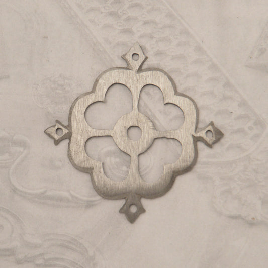 12.2719.1 IRON ROSETTE